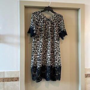 Juicy Couture knee length leopard print dress